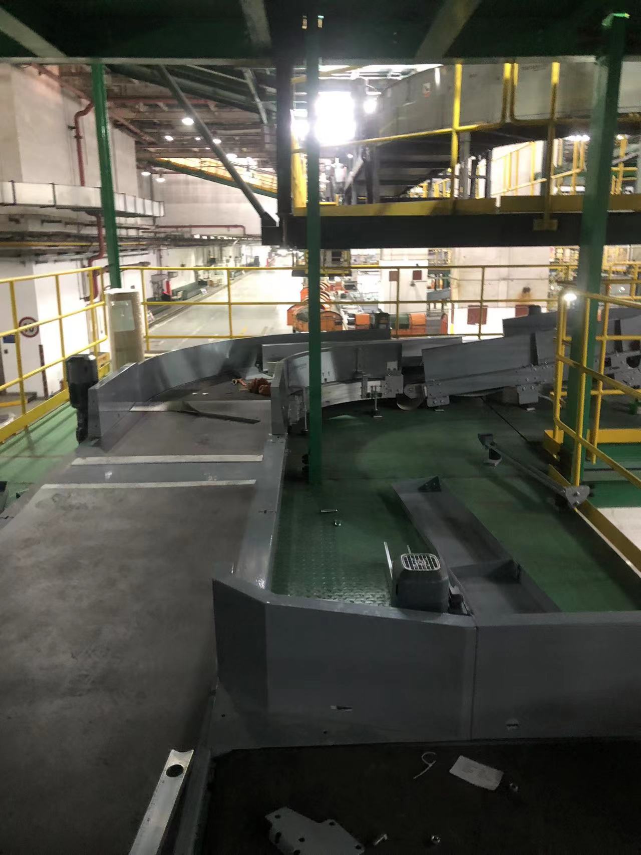 機場改造現(xiàn)場轉彎機輸送(圖1)