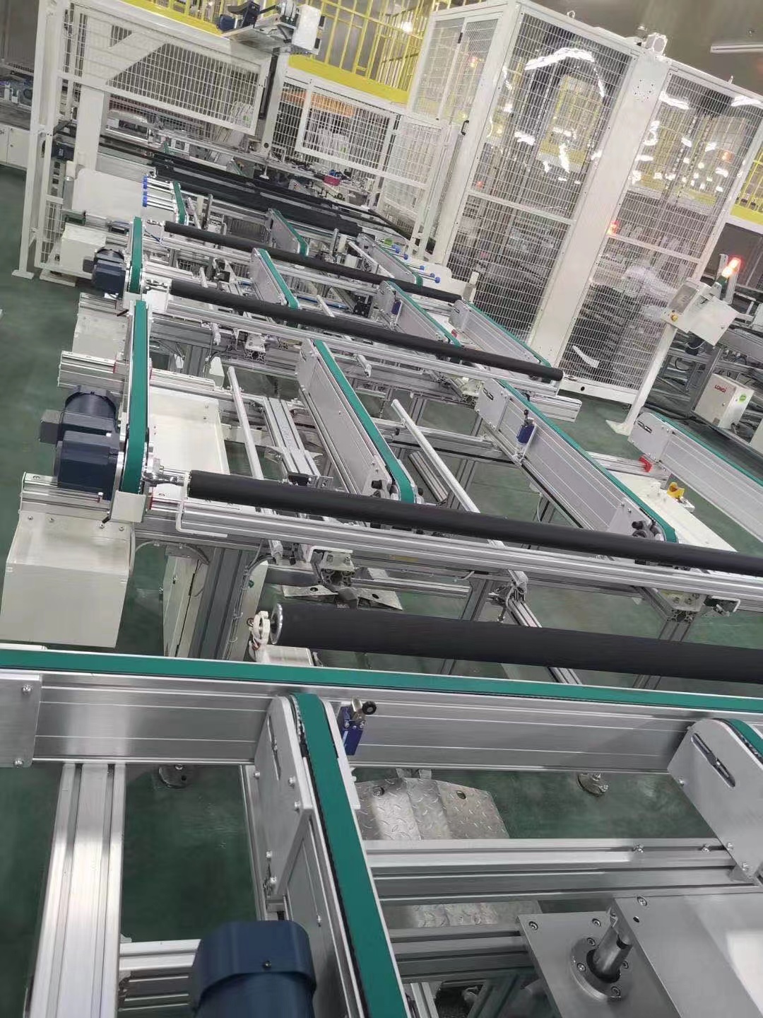 光伏企業生產車間(圖1)